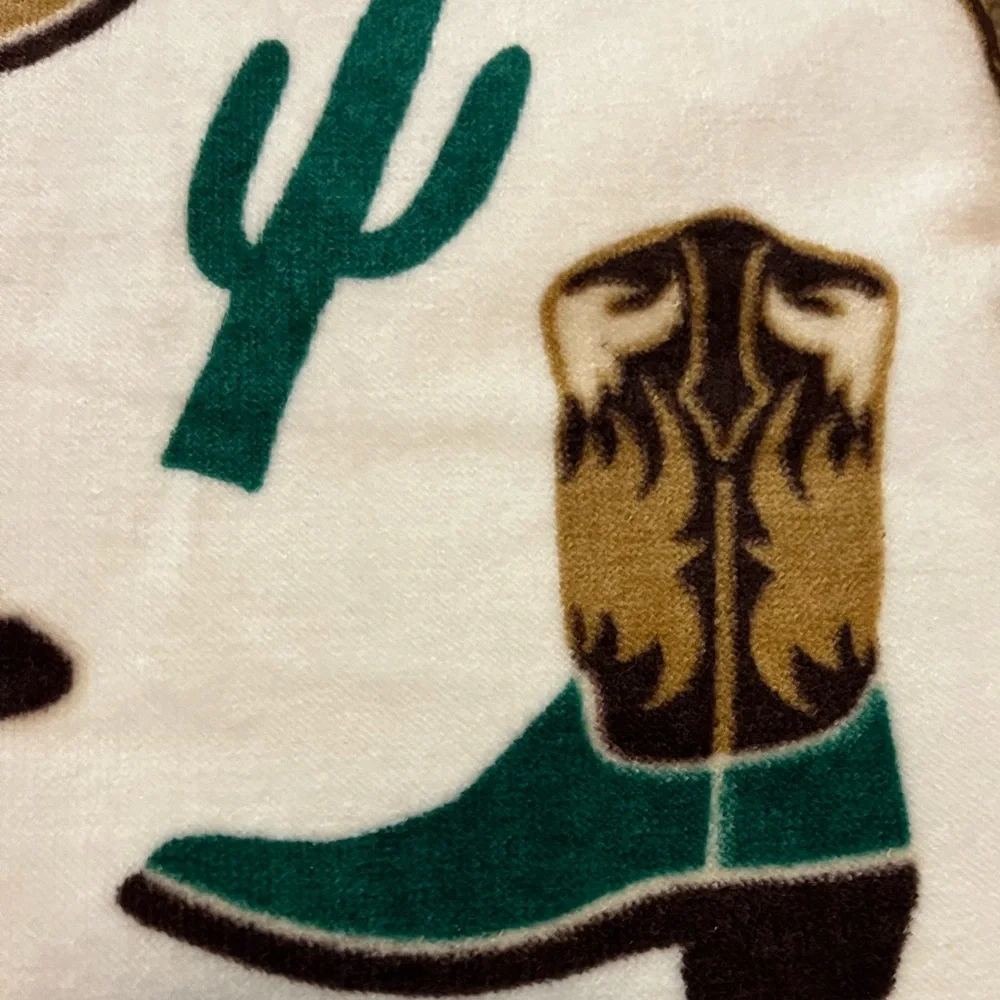 🆕 Truly Lou Western Cowboy Beach Towel Oversized VIRAL